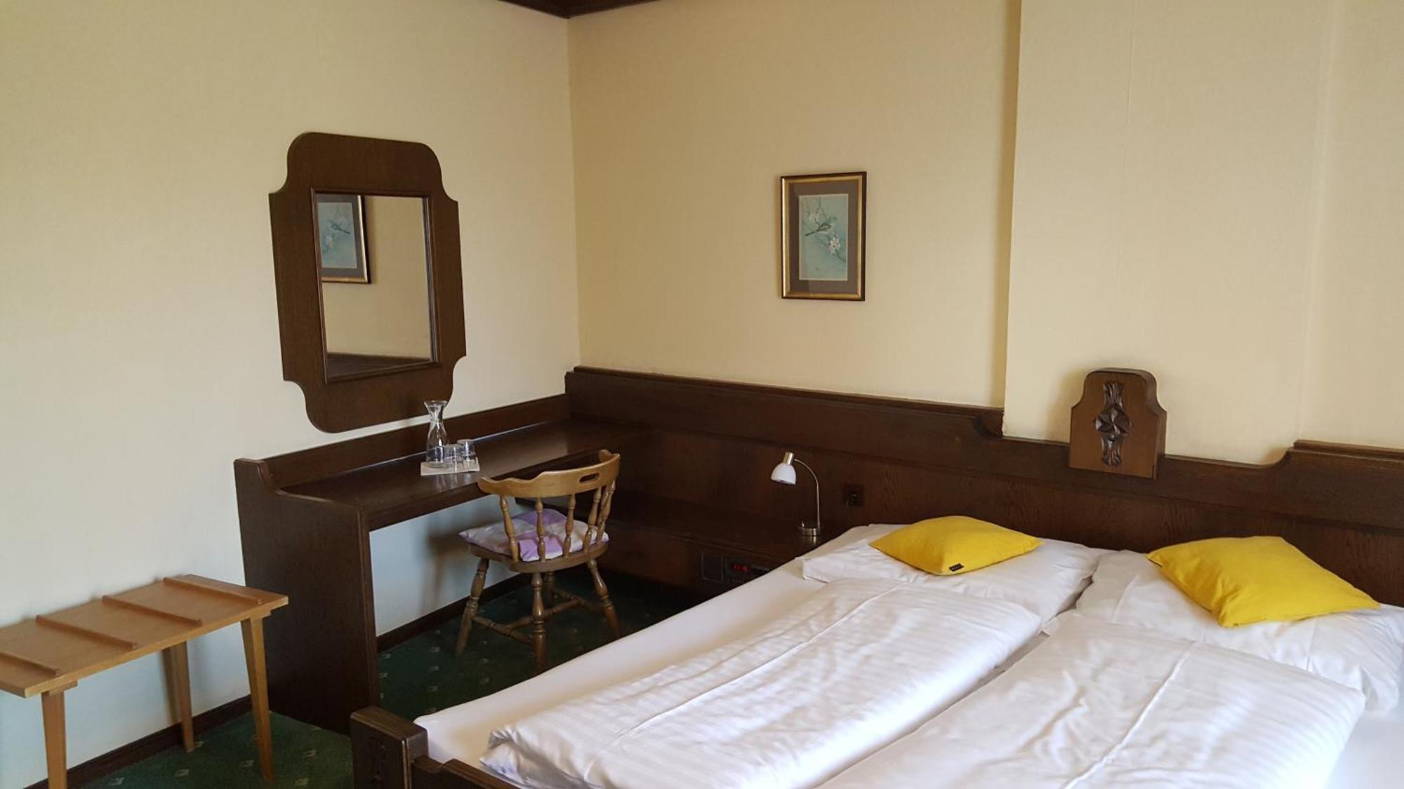 Hotel Kanz Філлах Екстер'єр фото